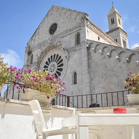 The Cathedral House * Bari
